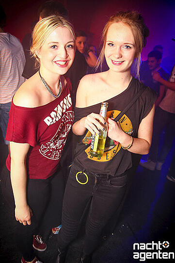 "Mashup, Baby - Clubsound 2.0" hieß es am Samstag im Neuraum. Der Name war Programm, denn hier war für jeden was dabei: House, Hip-Hop, R'n'B, Pop, Electro, Disco und natürlich Mash Up.