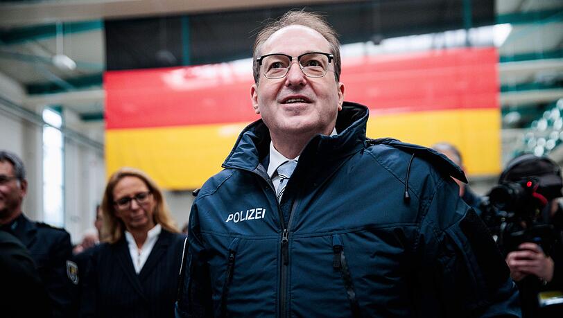 Bundesinnenminister Alexander Dobrindt (CSU) stellte die neue Einheit in Dienst.