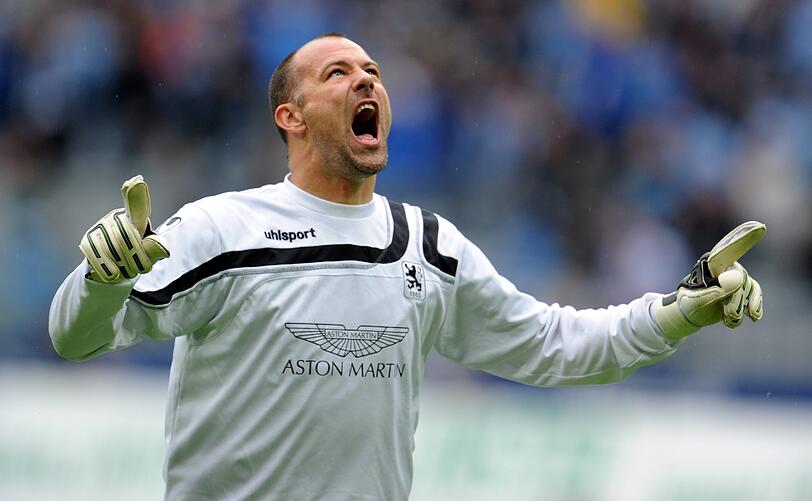 TOR: Stammkeeper Gabor Kiraly ist schwer zu verdrängen - der Ungar wird wahrscheinlich im Kasten stehen.