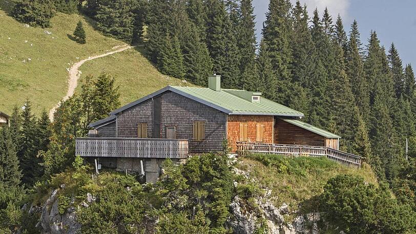Einst stand hier eine königliche Jagdhütte: das Pürschlinghaus.