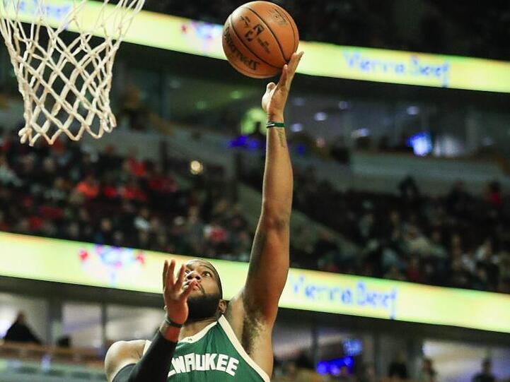 Greg Monroe in Aktion. Foto: Tannen Maury/epa