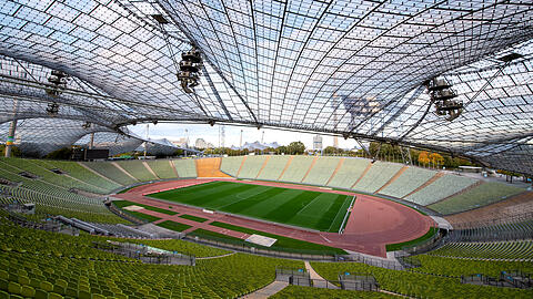Das Münchner Olympiastadion ist in die Jahre gekommen. (Archivbild)