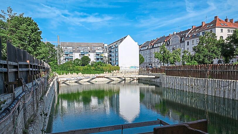 Diesen Anblick wird es nicht mehr lange geben: Am Freitag voriger Woche wurde begonnen, das Wasser abzupumpen.