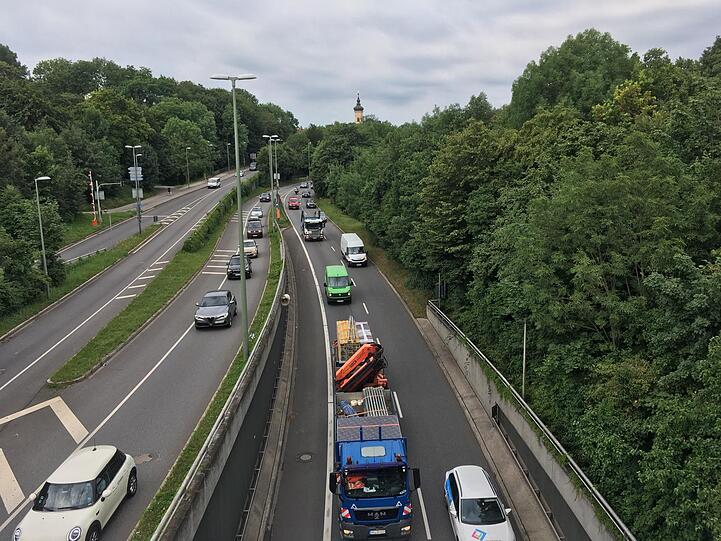 Dichter Verkehr in München - so wie hier vor dem Brudermühltunnel