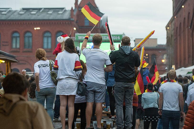 Die Bilder vom Public Viewing.