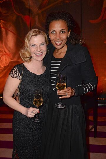 Corinna Hils und Elke Ruby Volk