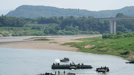 Streitkr&auml;fte beider L&auml;nder halten derzeit nahe der Grenze zu Nordkorea ihre j&auml;hrliche Milit&auml;r&uuml;bung ab.