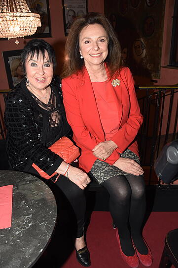 Eng beinand: Uschi Ackermann (l.) und Uschi Dämmrich von Luttitz.