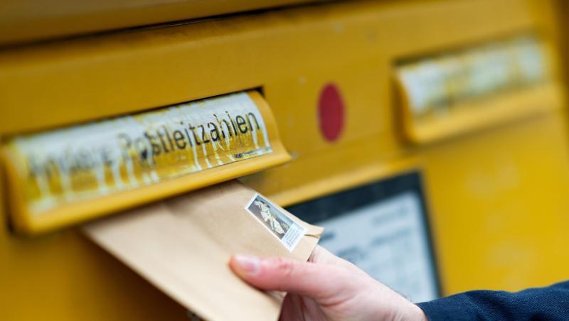 Die Pläne für eine kräftige Porto-Erhöhung für Briefe der Deutschen Post stoßen weiter auf scharfe Kritik. Die Pläne für eine kräftige Porto-Erhöhung für Briefe der Deutschen Post stoßen weiter auf scharfe Kritik.