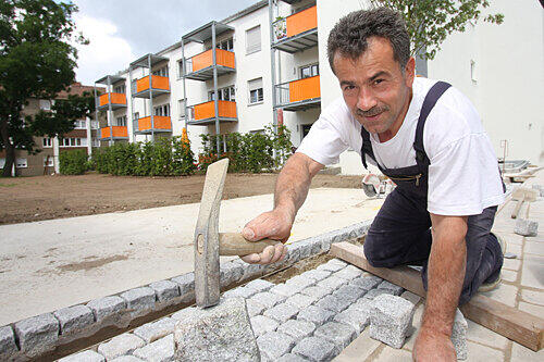 Eine neue Wohnanlage der wbg an der Dresdner Straße: Die Wohungsbau-Genossenschaften drücken mit ihrem Angebot die Preise.