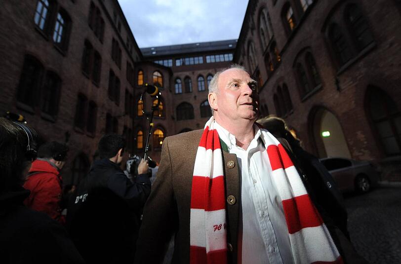 Uli Hoeneß ist nicht nur Bayern-Präsident, sondern auch Aufseher bei der Allianz Beratungs- und Vertriebs-GmbH