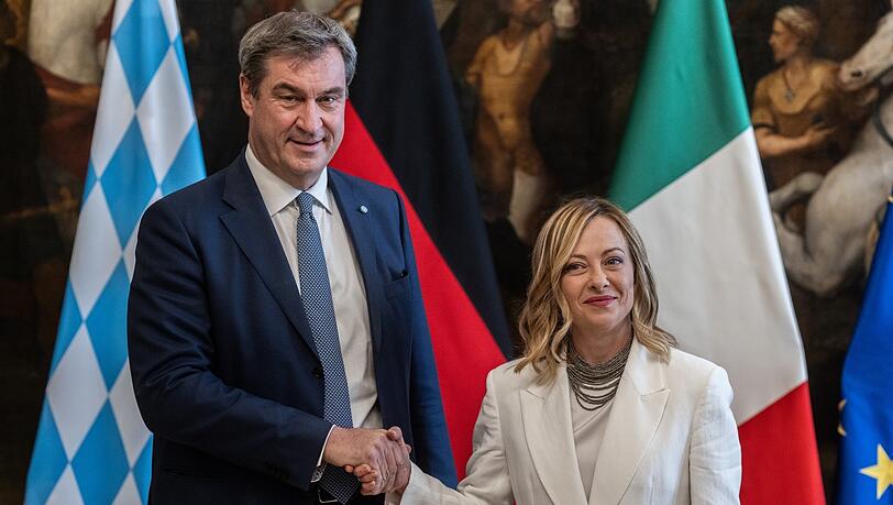 Bayerns Ministerpräsident Markus Söder (CSU) wird am 10. Mai von der italienischen Regierungschefin Giorgia Meloni zu einem Treffen im Palazzo Chigi in Rom empfangen. Ilse Aigner bewertet das Treffen positiv. Bayerns Ministerpräsident Markus Söder (CSU) wird am 10. Mai von der italienischen Regierungschefin Giorgia Meloni zu einem Treffen im Palazzo Chigi in Rom empfangen. Ilse Aigner bewertet das Treffen positiv.