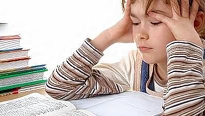 Unnütze Qual: Einzelne Worte zu üben oder Texte abzuschreiben hilft Legasthenikern nicht. Unnütze Qual: Einzelne Worte zu üben oder Texte abzuschreiben hilft Legasthenikern nicht.