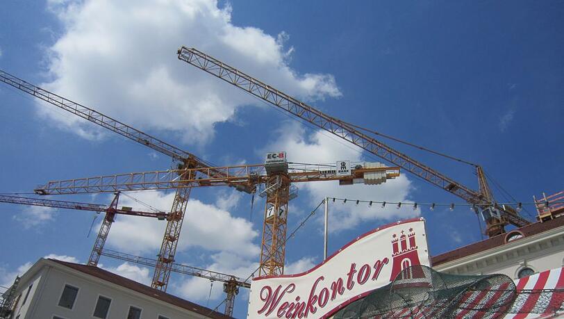 Auf dem Fischmarkt geht es zünftig zu: AZ-Leser Jürgen Heusser hat's fotografiert. Auf dem Fischmarkt geht es zünftig zu: AZ-Leser Jürgen Heusser hat's fotografiert.