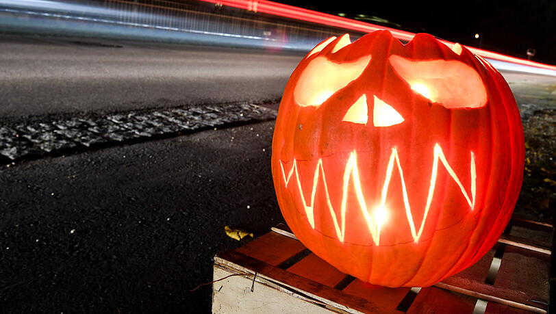 Die Halloween-Nacht blieb in München für die Polizei recht ruhig. (Symbolbild)