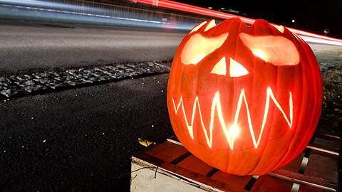Die Halloween-Nacht blieb in München für die Polizei recht ruhig. (Symbolbild)