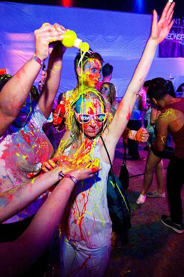 Neonsplash Paint Party in der "Heineken Music Hall" in Amsterdam.