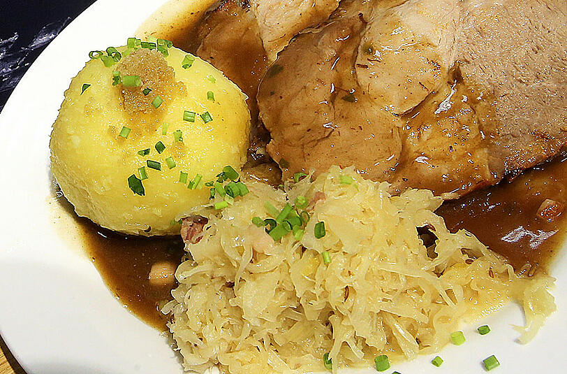 "Weil die bayerischen Knödel den Stuttgartern schwerer im Magen liegen werden als die schwäbischen Spätzle den Bayern."
