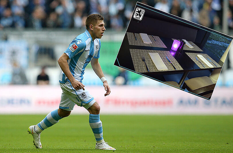 Löwe Levent Aycicek zeigt den Fans wie er wohnt.