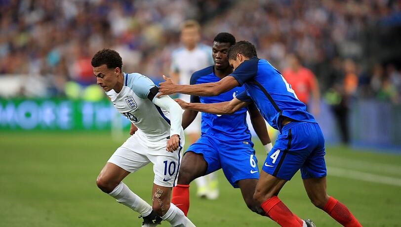 Hier gegeneinander, im November gegen Deutschland: England mit Dele Alli und Frankreich mit Raphael Varane. Hier gegeneinander, im November gegen Deutschland: England mit Dele Alli und Frankreich mit Raphael Varane.
