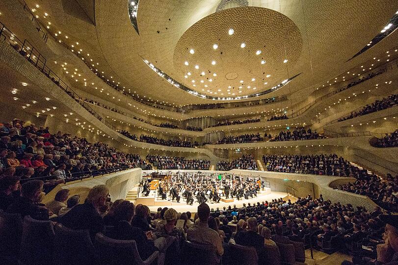 Das Symphonieorchester des Bayerischen Rundfunks unter Mariss Jansons beim Konzert.