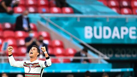 Cristiano Ronaldo jubelt über seinen Treffer zum 3:0.