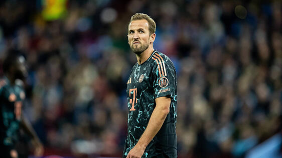 Sein zweites Spiel ohne Tor: Bayern-Stürmer Harry Kane blieb bei der 0:1-Pleite bei Aston Villa wie schon gegen Leverkusen blass.