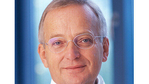 Der Ärztliche Direktor Prof. Dr. Werner Bautz (59†). Der Ärztliche Direktor Prof. Dr. Werner Bautz (59†).