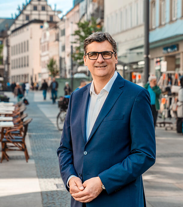 Oberbürgermeister von Schweinfurt: Ralf Hofmann. Oberbürgermeister von Schweinfurt: Ralf Hofmann.