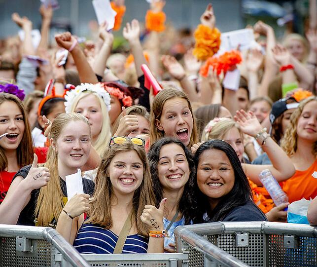 Ob im Stadion in Brasilien oder beim Public Viewing daheim: Die heißesten Fans der WM. Die Bilder!