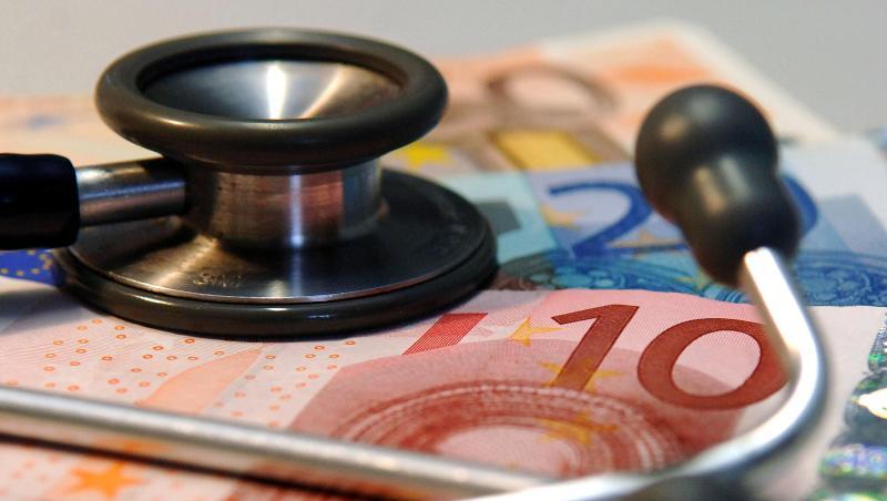 Wegen der Pandemie sollen die Krankenkassen-Zusatzbeiträge steigen.