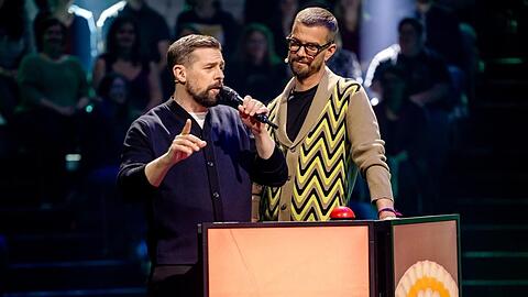 Klaas und Joko (re.) reanimieren ein altes Showkonzept.