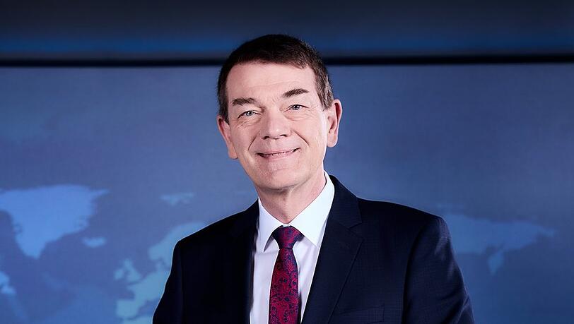 Jörg Schönenborn verstärkt das Team der "Tagesthemen" vor der Kamera. Jörg Schönenborn verstärkt das Team der "Tagesthemen" vor der Kamera.