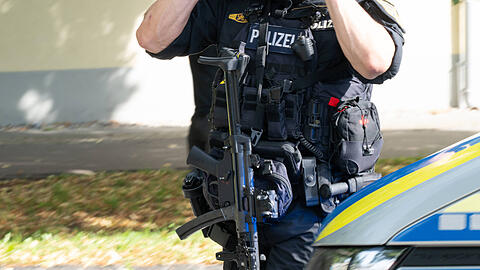 Geht es um Todeslisten oder Waffeneinsatz, r&uuml;ckt die Polizei massiv an.