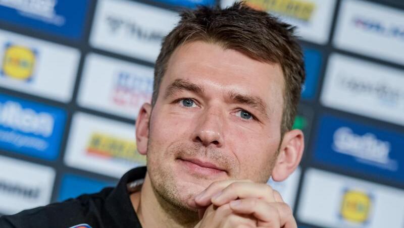 Hat mit dem DHB-Team für die EM 2020 Norwegen, Österreich und Schweden zugelost bekommen: Bundestrainer Christian Prokop. Hat mit dem DHB-Team für die EM 2020 Norwegen, Österreich und Schweden zugelost bekommen: Bundestrainer Christian Prokop.