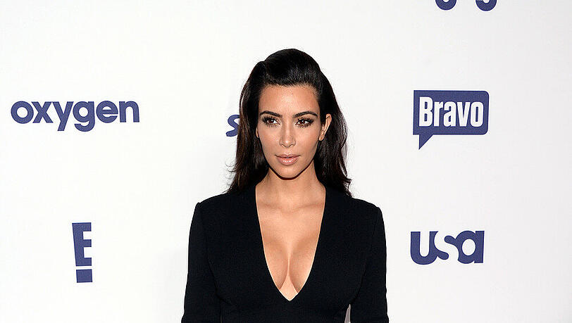 Kim Kardashian sucht ein neues Zuhause für ihre Schwester Kim Kardashian sucht ein neues Zuhause für ihre Schwester