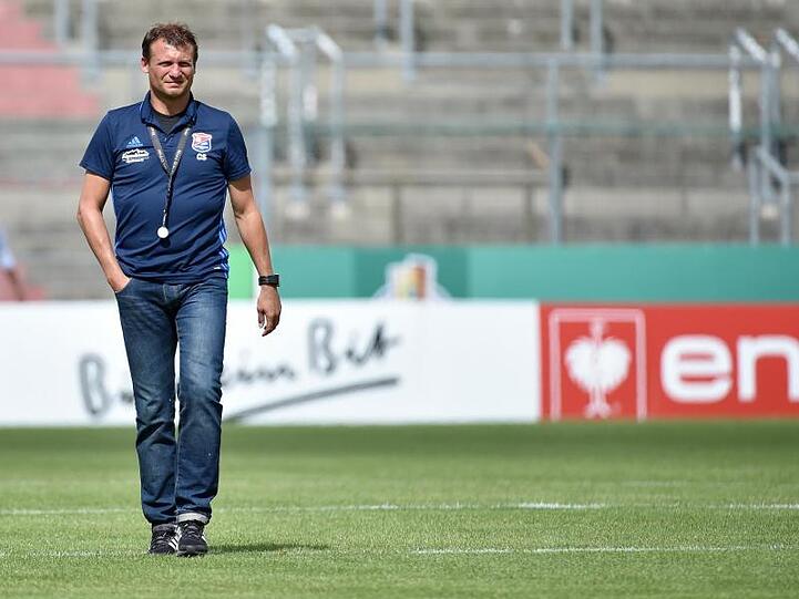 Trainer Claus Schromm. Foto: picture alliance / dpa/Archivbild