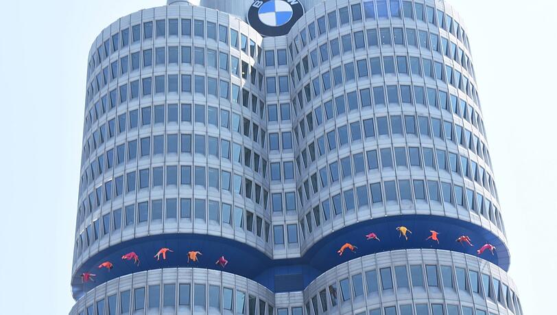 Eine Gewerbesteuererhöhung würde Großuntermehmen wie BMW treffen, kleine eher weniger - glaubt zumindest die Münchner Linke.