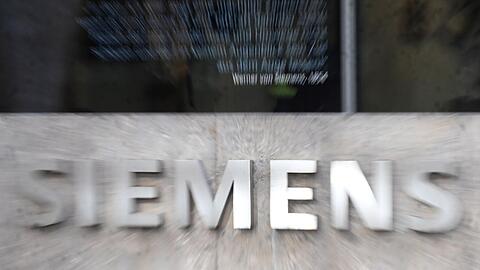 Siemens will in Amberg 200 Millionen Euro in einen Fabrik-Neubau investieren. (Symbolbild)