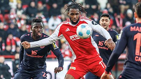 Jordan Siebatcheu soll f&uuml;r Greuther F&uuml;rth Tore schie&szlig;en. (Archivbild)