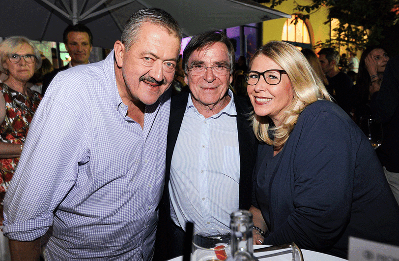 Joseph Hannesschläger mit seiner Freundin Bettina Geyer und Elmar Wepper