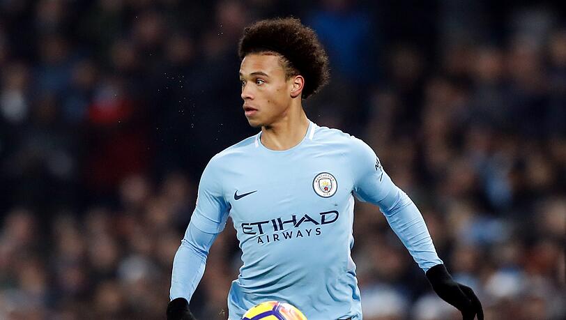 Leroy Sané wäre fast beim FC Bayern München gelandet. Leroy Sané wäre fast beim FC Bayern München gelandet.