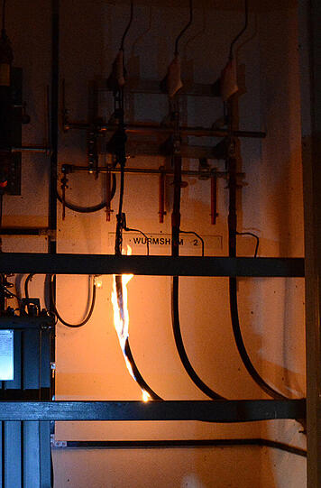 Bilder vom Feuerwehreinsatz in Pauluszell. Durch einen technischen Defekt kam es zum Brand einer Trafostation.