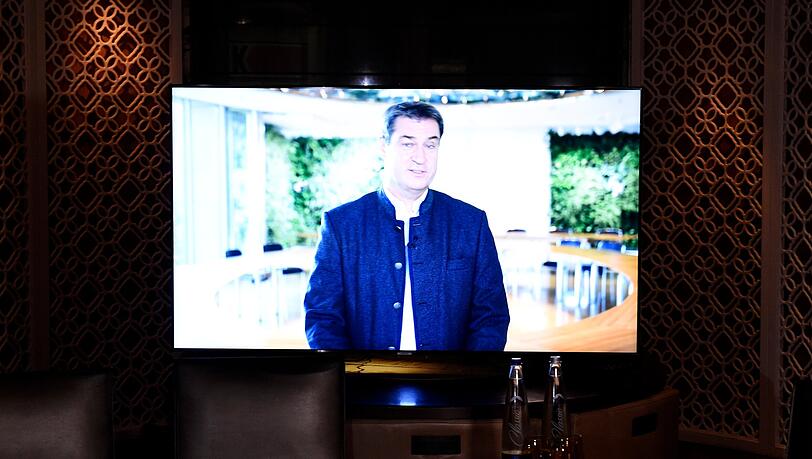 Markus Söder kam nicht zum Charity-Dinner seiner Tochter, hinterließ aber eine Videobotschaft Markus Söder kam nicht zum Charity-Dinner seiner Tochter, hinterließ aber eine Videobotschaft