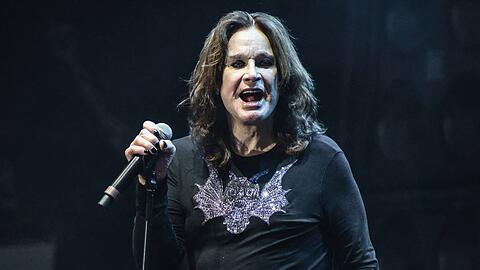 Vor einem Jahr bewegte der Tod von Ozzy Osbourne die Musikwelt.