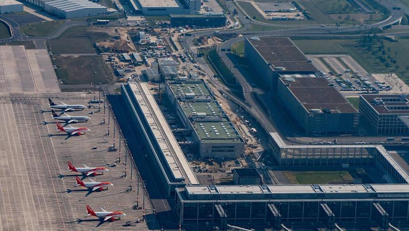 Blick auf den künftigen Hauptstadtflughafen BER. Blick auf den künftigen Hauptstadtflughafen BER.