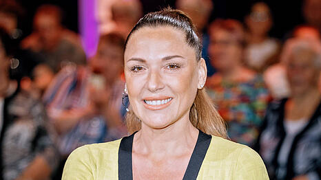 Simone Ballack wurde als Ehefrau von Profifußballer Michael Ballack bekannt. Doch wie sieht es inzwischen privat bei ihr aus?