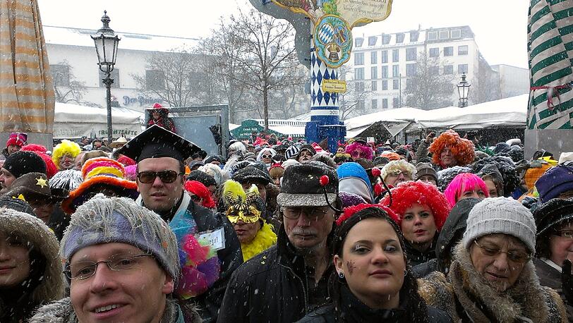 Tanz der Marktweiber am Viktualiemarkt: Bilder vom Faschingsdienstag.