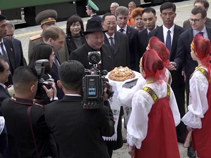Kim Jong Un während seines Empfangs in Chassan.