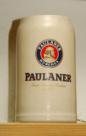Für den Eigenbedarf brauten die Paulaner]-Mönche seit 1634 ihr Bier. Das Rezept des Starkbiers soll auf den Braumeister Valentin Stephan Still zurückgehen, der 1774 als &bdquo;Bruder Barnabas&ldquo; vom Paulanerkloster Amberg nach München wechselte. Die Paulaner Gruppe befindet sich zu je 50 Prozent im Eigentum der Schörghuber Unternehmensgruppe und der Brau Holding International.